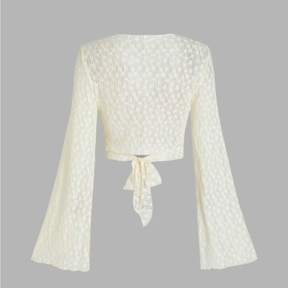 Tie-Back Top - Picture 2 of 4